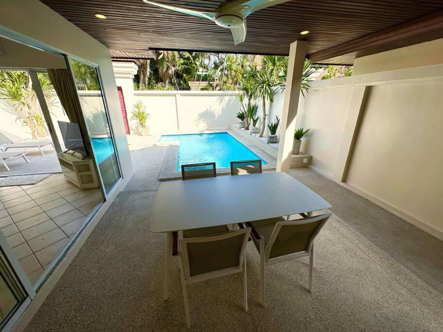 View Talay - Luxury, 2 Bedroom - Private Pool Villa, 500m From - Vtv 86 *